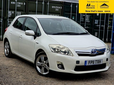 Toyota Auris 1.8 Vvt-h T White