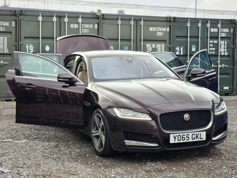 Jaguar XF 2.0D Portfolio Saloon YO65GKL Red #6