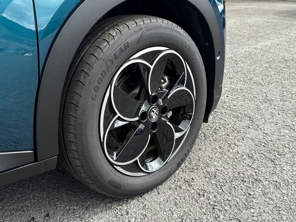 Alfa Romeo Junior 115Kw Elettrica Speciale 54Kwh Blue #4