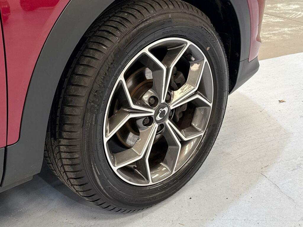 SsangYong Korando 1.5 Ventura Red #4