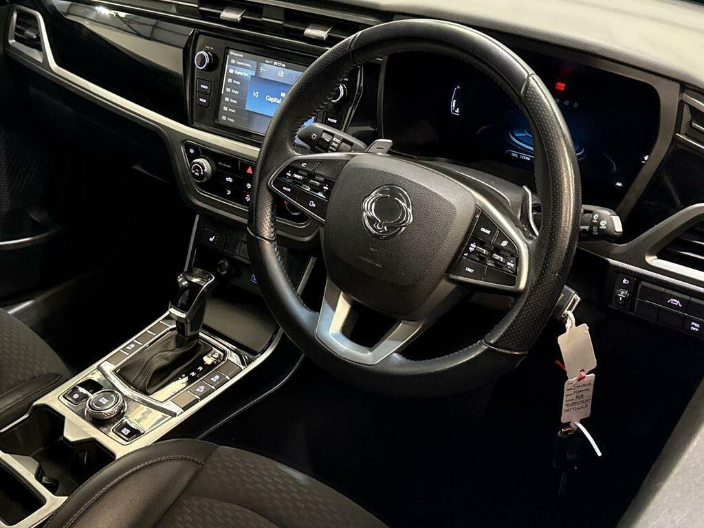 SsangYong Korando 1.5 Ventura Red #3
