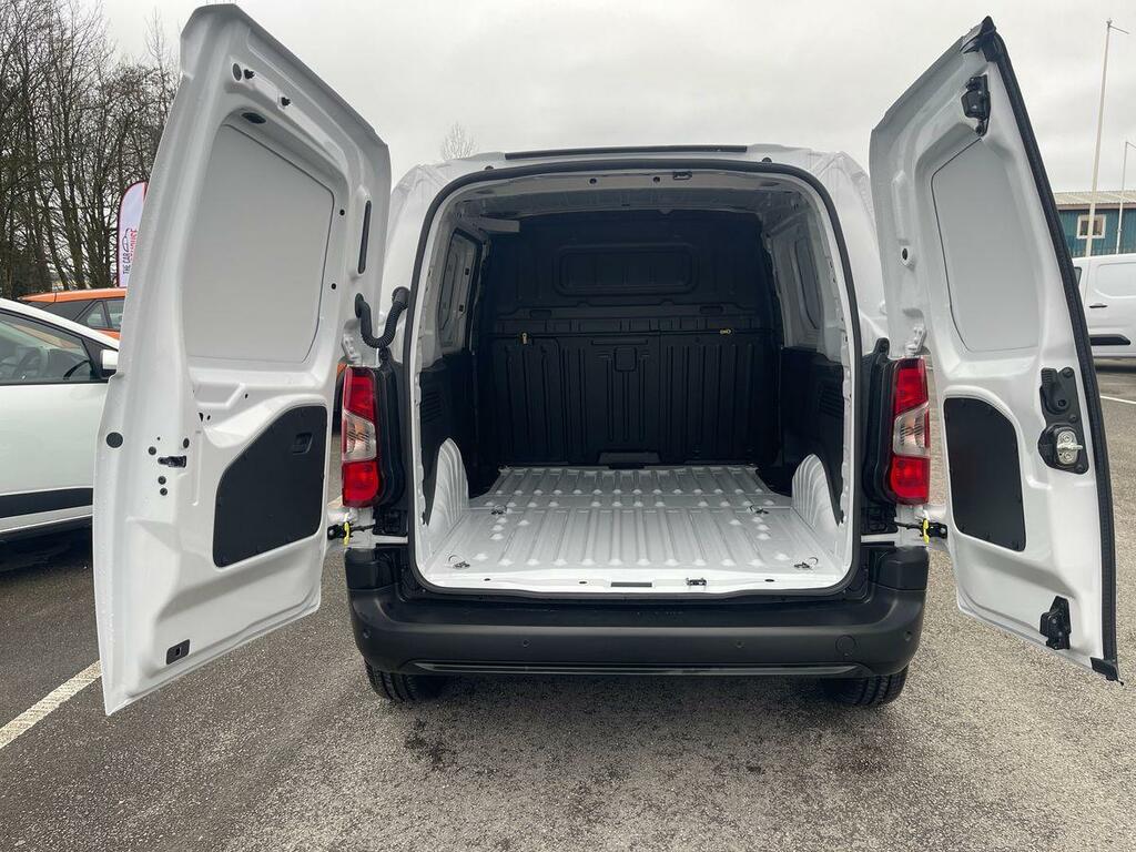 Peugeot Partner Standard 1.5 Bluehdi 100 Professional Plus White #6