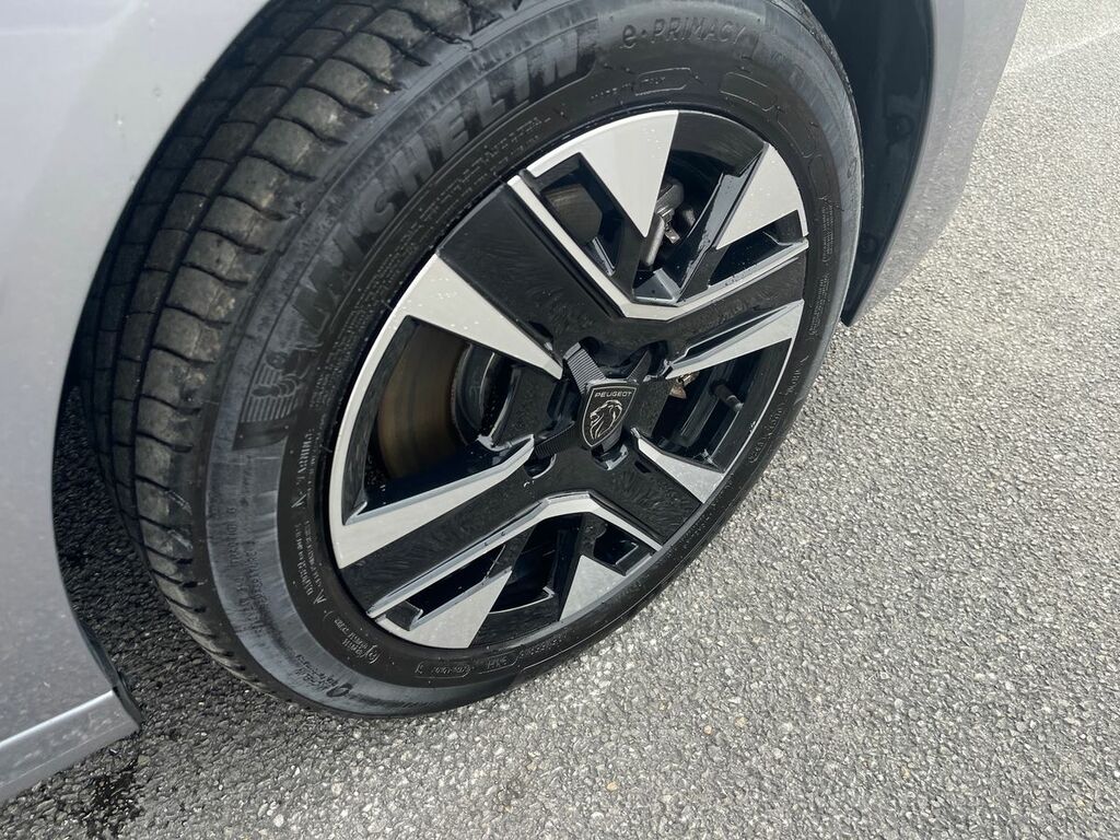 Peugeot e-208 100Kw Allure 50Kwh CJ74DLU Grey #4