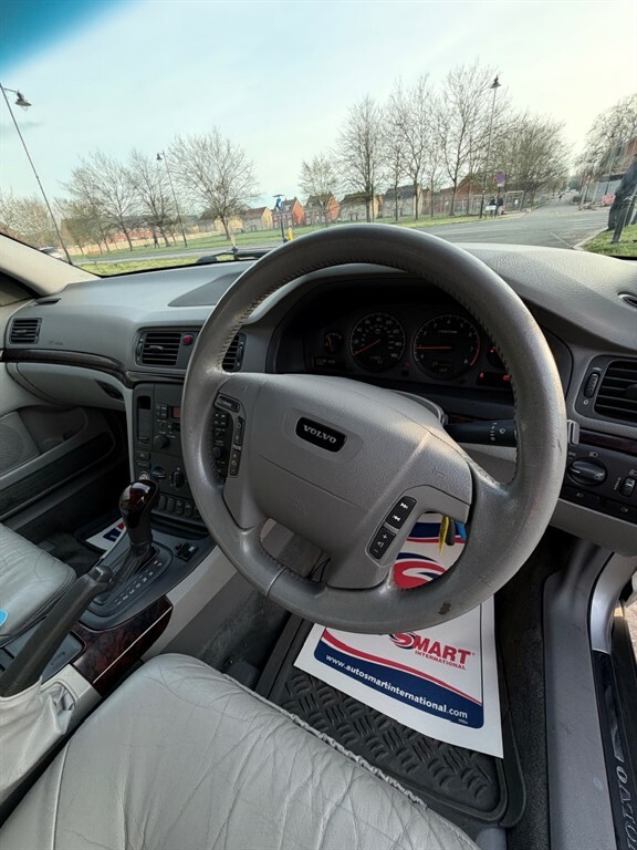 Volvo S80 2.4 D5 S Black #8