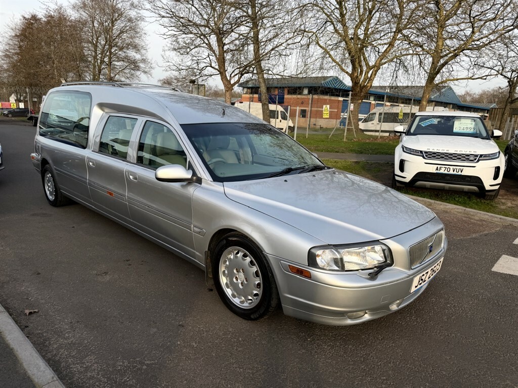 Volvo S80 2.9 Hearse Silver #2