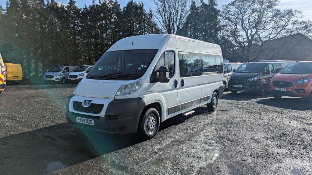 Peugeot Boxer 2.2L Null White #3
