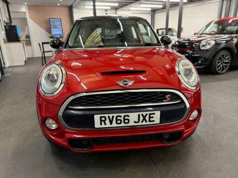 Mini Hatch 2.0 Cooper S RV66JXE Red #5