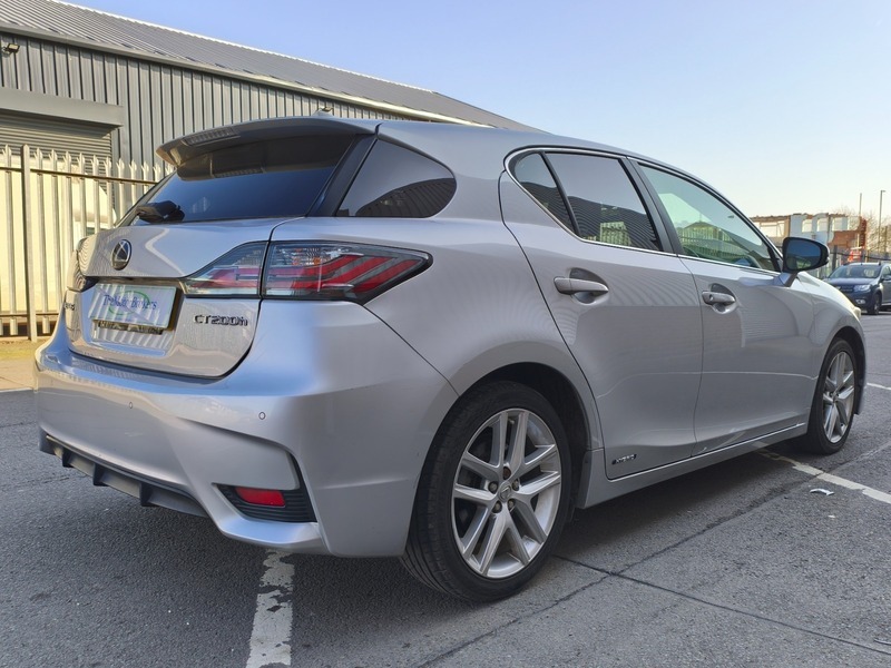 Lexus CT Luxury Silver #5