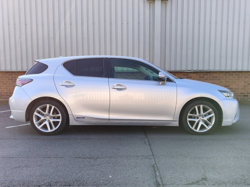 Lexus CT Luxury Silver #2