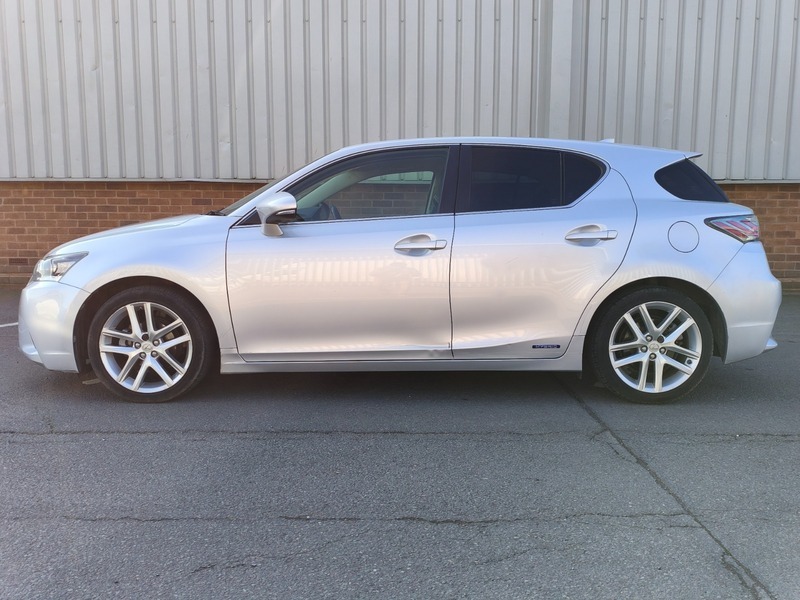 Lexus CT Luxury Silver #3
