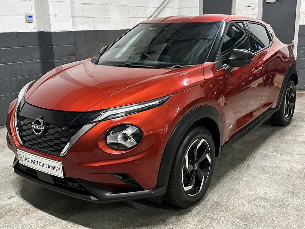 Nissan Juke 1.6 Hybrid N-connecta MC72NWM Red #4