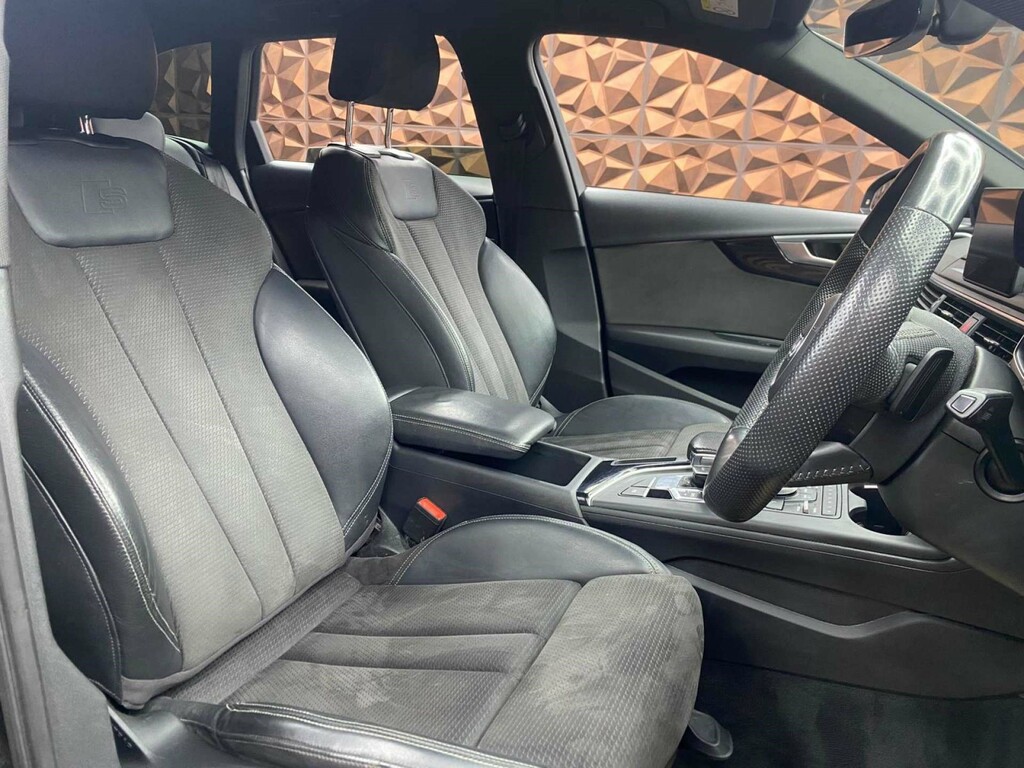 Audi A4 Black Edition Tfsi VX67NZV  #6
