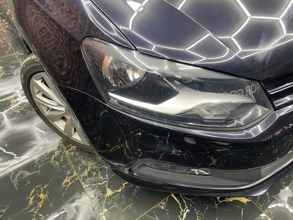 Volkswagen Polo Bluegt Black #4