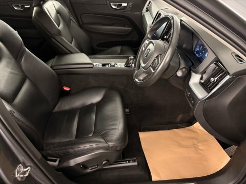 Volvo XC60 2.0 B4 Mhev KV20SYA #3