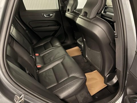 Volvo XC60 2.0 B4 Mhev KV20SYA #5