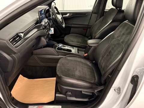 Ford Kuga 1.5 Ecoblue St-line RO22NWE #4
