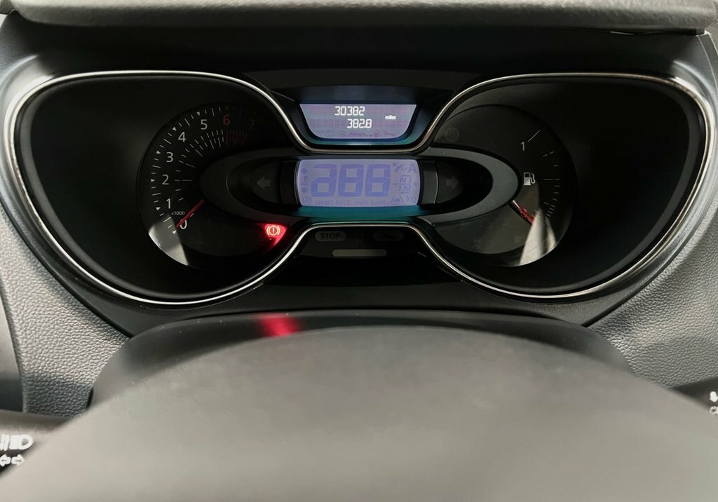 Renault Captur 0.9L Gt Line YC69WLU White #4