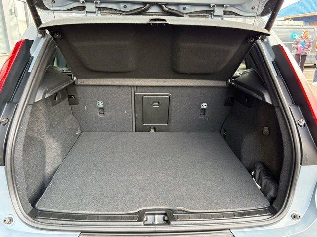 Volvo XC40 2022 1.5H T4 Recharge 10.7Kwh Plus Suv BT72FXK Grey #5