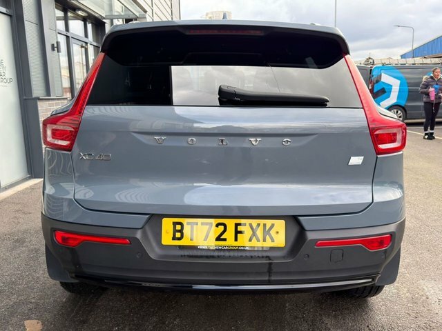 Volvo XC40 2022 1.5H T4 Recharge 10.7Kwh Plus Suv BT72FXK Grey #3