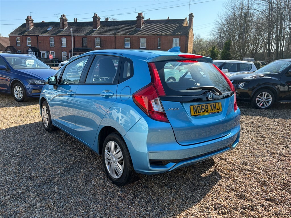 Honda Jazz 1.3 L I-vtec S ND68XMJ Blue #5