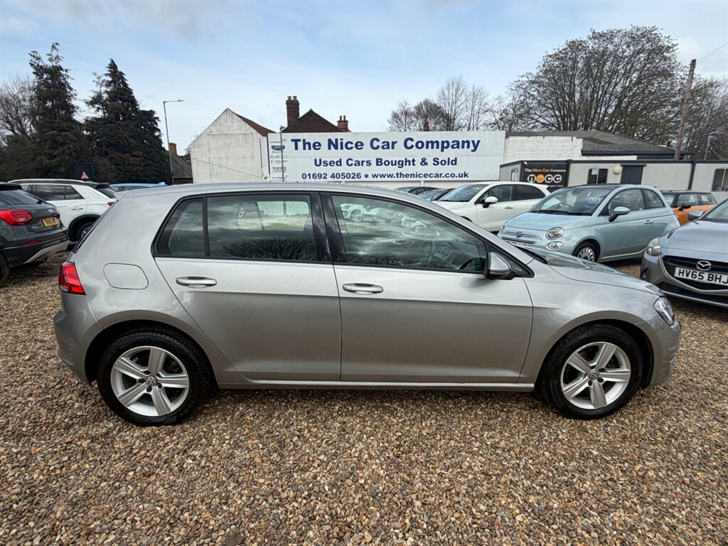 Volkswagen Golf 1.6 L Match Tdi Bluemotion Technology Silver