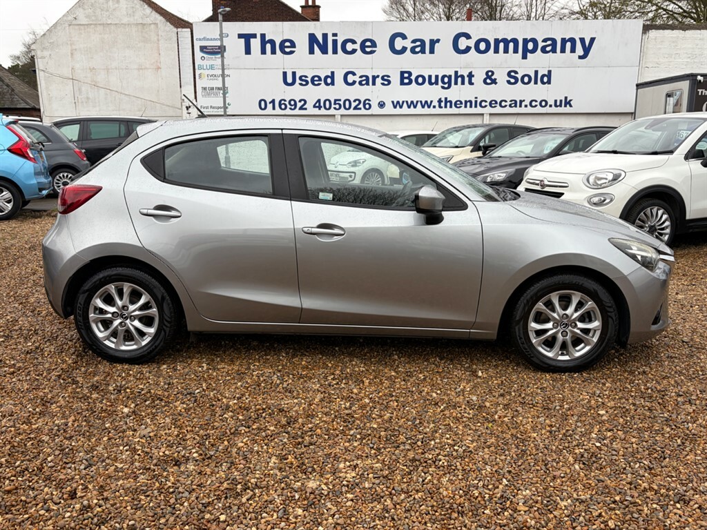 Mazda 2 1.5 L Se-l Nav Silver