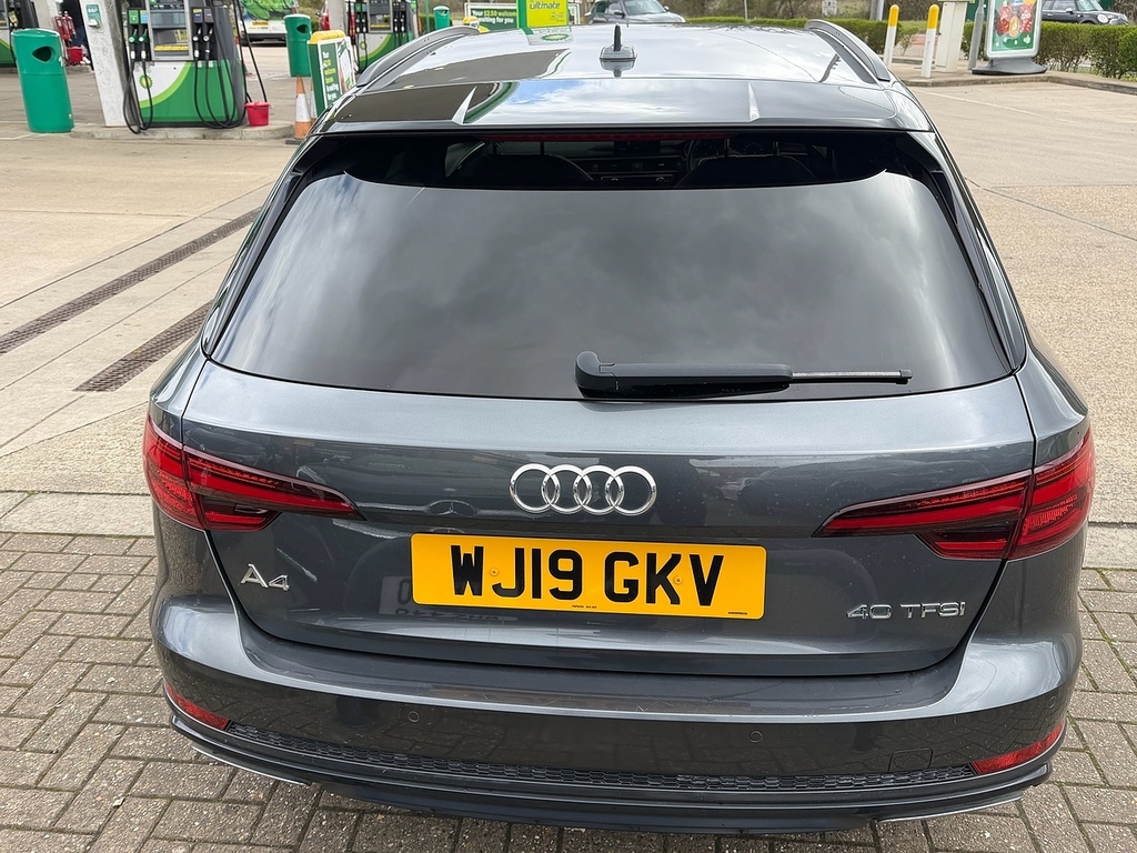 Audi A4 Avant 2.0 Tfsi 40 Black Edition S Tronic Euro 6 Ss WJ19GKV Grey #6