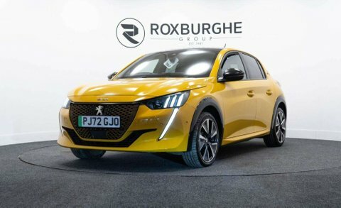 Peugeot 208 Hatchback PJ72GJO Yellow #3