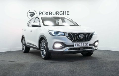 MG HS Suv White