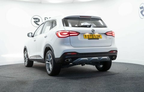 MG HS Suv FD72EDK White #5