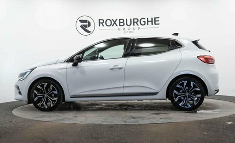 Renault Clio Hatchback LF72EOE White #2