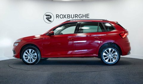 Skoda Kamiq Suv URZ3883 Red #4