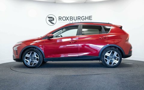 Hyundai Bayon Suv NV72VGG Red #4