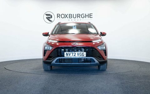 Hyundai Bayon Suv NV72VGG Red #2