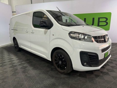 Vauxhall Vivaro 2022 72 F2900 White