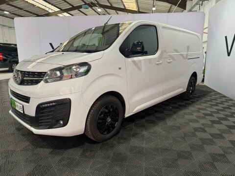 Vauxhall Vivaro 2022 72 F2900 DV72HTO White #6