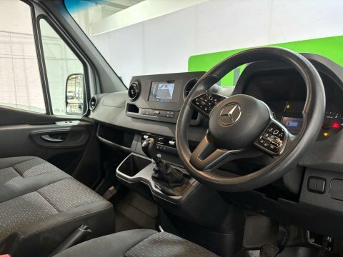 Mercedes-Benz Sprinter 2024 73 315 WM73AUU White #2
