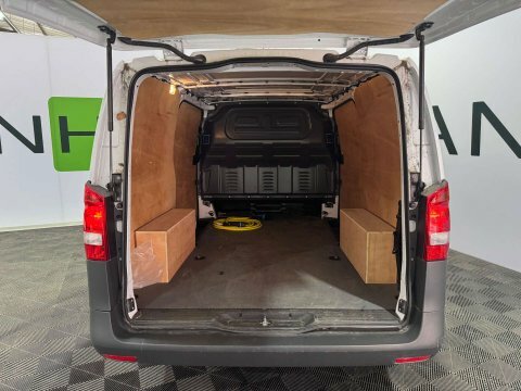 Mercedes-Benz eVito 2024 74 Evito LK74ZSZ White #4