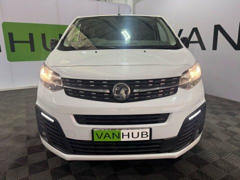 Vauxhall Vivaro 2022 72 1.5 DV72XYG White #4