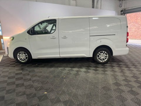 Vauxhall Vivaro 2022 72 1.5 DV72XYG White #3