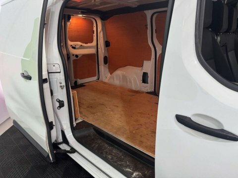 Citroen Dispatch 2022 22 1.5 MT22JWX White #4