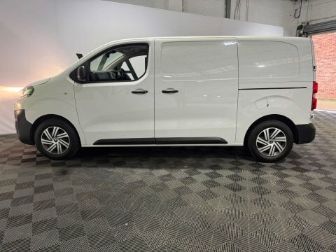 Citroen Dispatch 2022 22 1.5 MT22JWX White #3