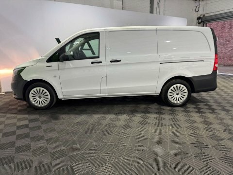 Mercedes-Benz eVito 2024 74 Evito LK74ZRZ White #4