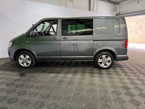 Volkswagen Transporter 2018 18 2.0 GJ18YHN Grey #3