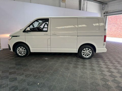 Volkswagen Transporter 2023 23 2.0 BX23HLA White #4
