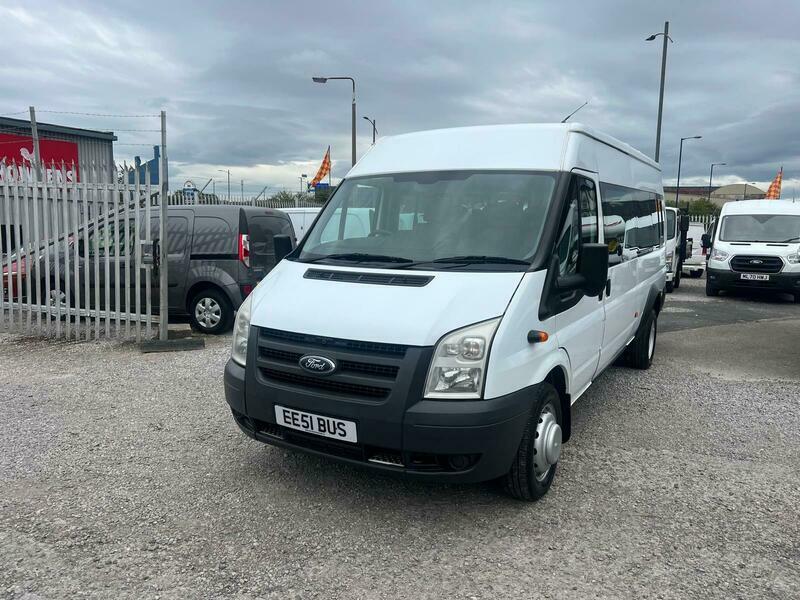 Ford Transit Custom 430 Shr Bus 17 EE51BUS White #2