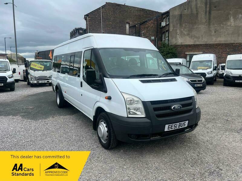 Ford Transit Custom 430 Shr Bus 17 White