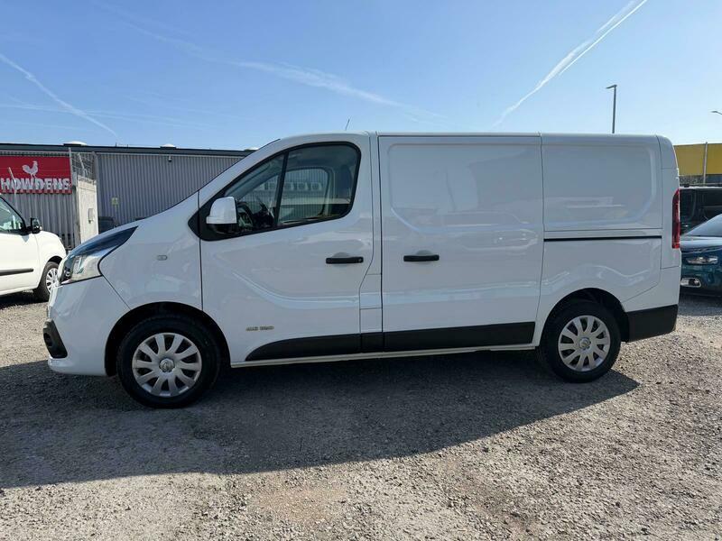 Nissan NV300 Dci Acenta L1h1 P White #6
