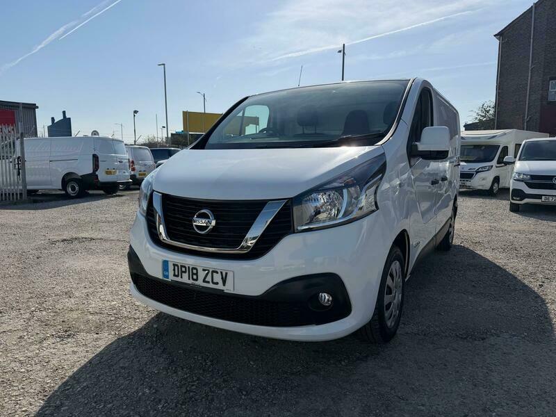 Nissan NV300 Dci Acenta L1h1 P White #3