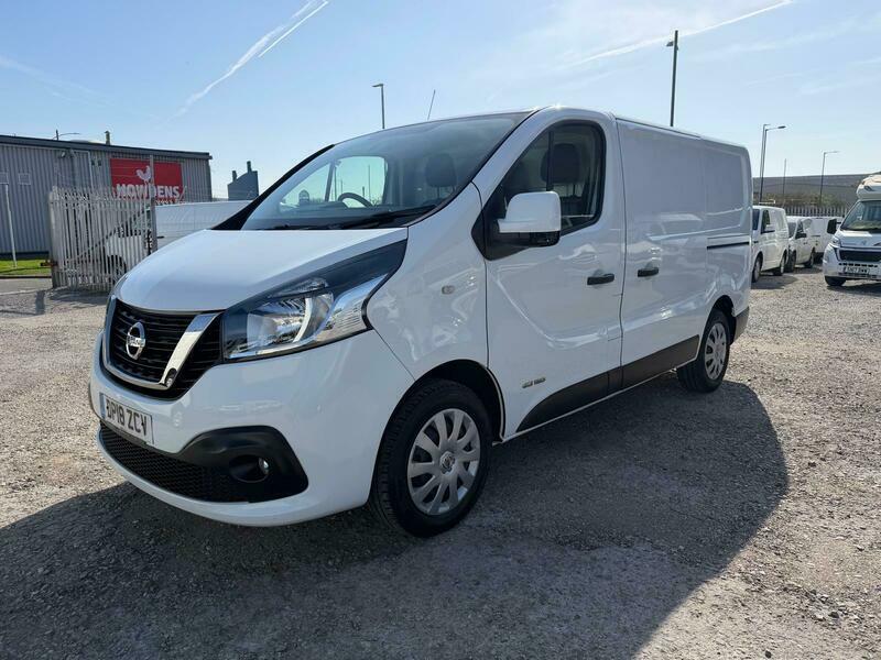 Nissan NV300 Dci Acenta L1h1 P White #5